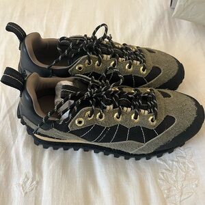 All Saints Nevis Sneakers in Khaki Green